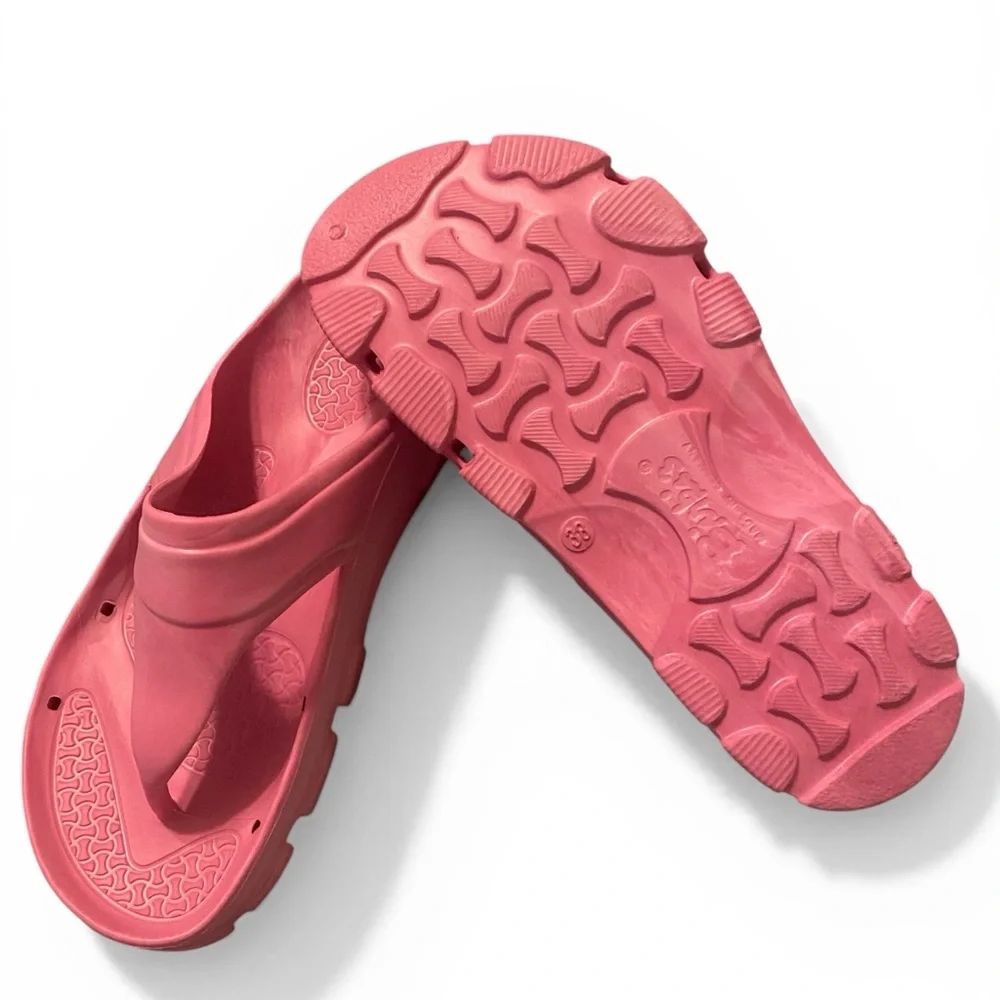 Women's Pink Birki’s Thong Sandals - Slip-On Comfort